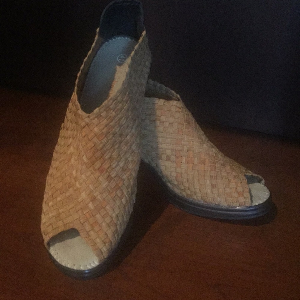 Bernie Mev woven nylon heels size 41